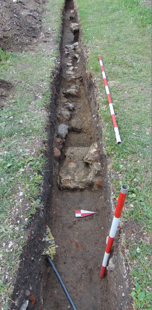 Fig.5. Șanț utilitar – conturarea structurilor zidite Z43 și Z44