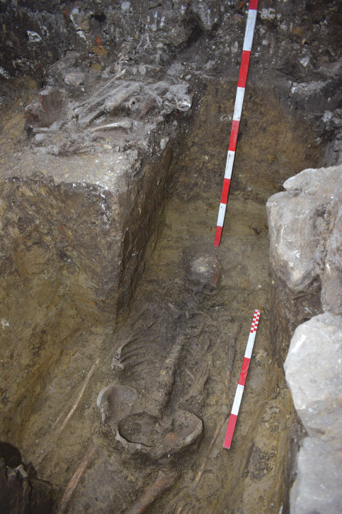Fig. 11. Secțiunea S11. Detaliu al mormântului M27
