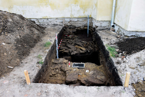 Fig. 6. Secțiunea S10. Imagine de ansamblu cu cele două fundații.