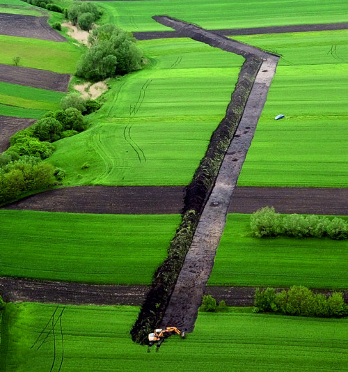 Fig. 2. Săcălușești-„Dealul Buga”. Vedere generală dinspre est asupra Secțiunii I (S. I) (foto: B. Bobînă, 2021).