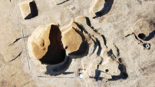 Fig. 5 Complexele Cx34-35. Fotografie cu drona