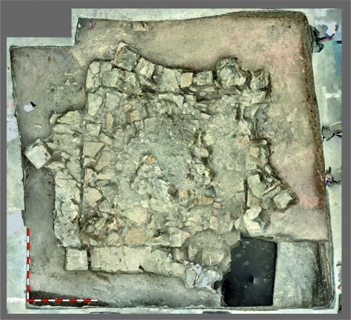 Fig. 6. Fundația soclului Coloanei Mariei Immaculata (mijlocul secolului XVIII)